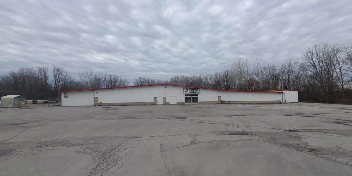 4974 East Main St Rd former Tractor Supply