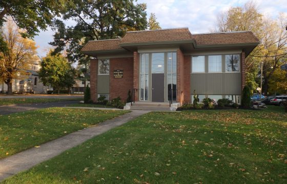 413 East Main St Batavia